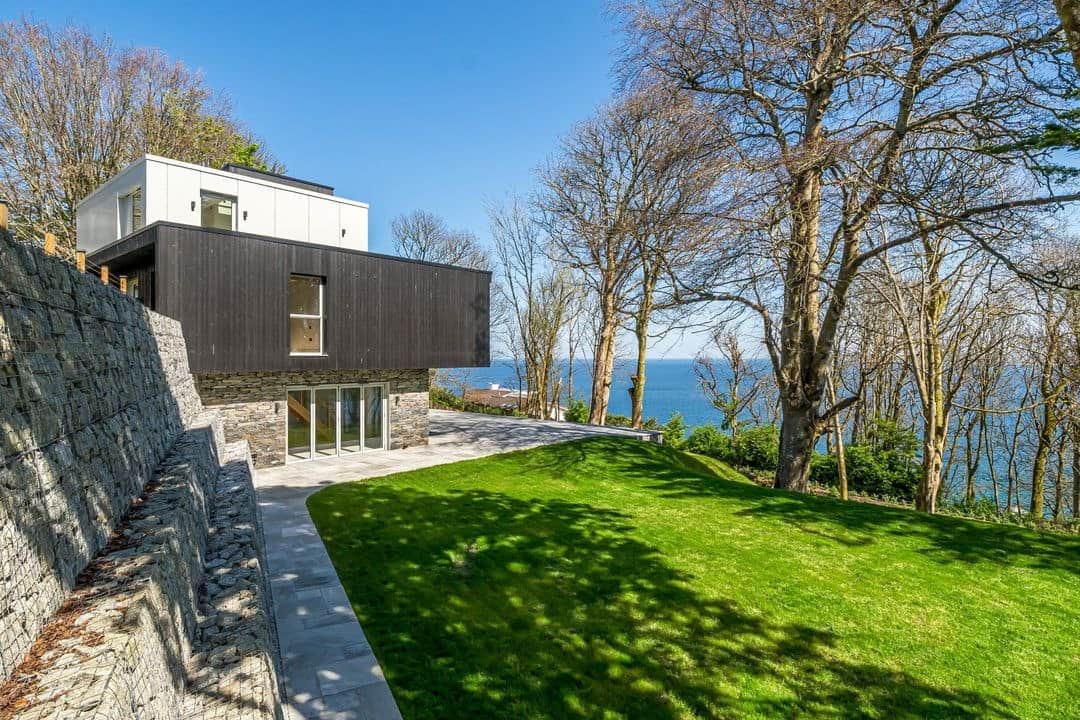 Modern Cornwall coastal property with sea views and landscaped garden
